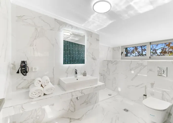 Luxury In With Stunning Views Villa *