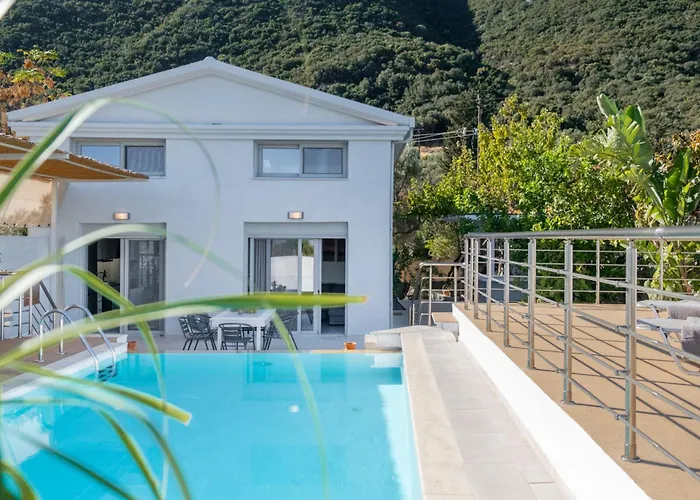 Luxury In With Stunning Views